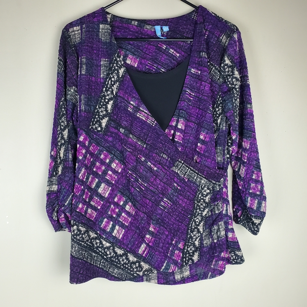 B-Slim Blouse With Attached Camisole - Size L